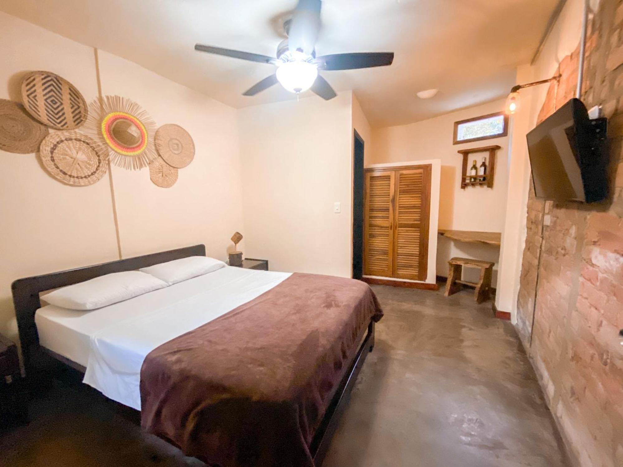La Rosa Nautica Hostel กัวดวส ภายนอก รูปภาพ