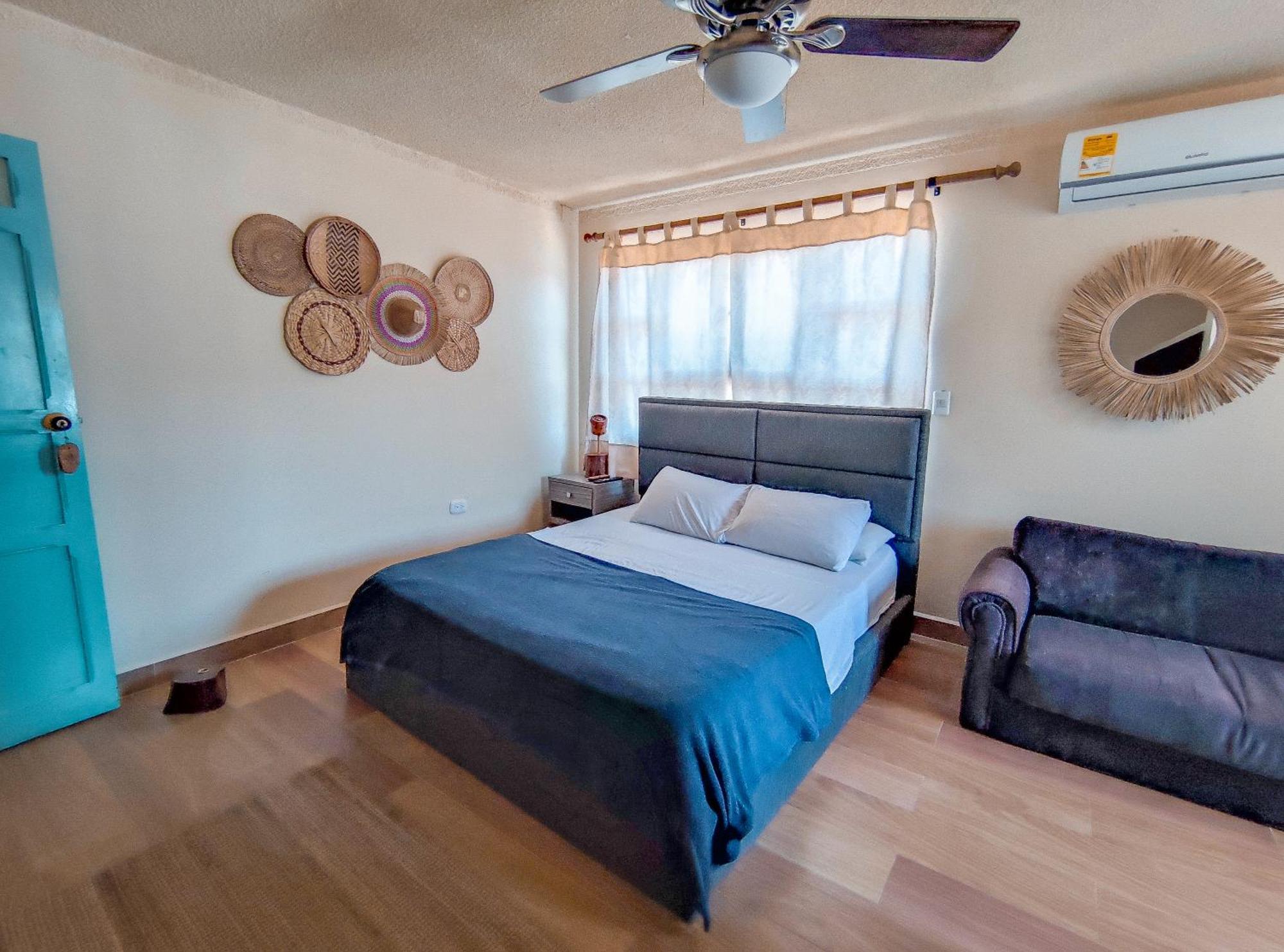 La Rosa Nautica Hostel กัวดวส ภายนอก รูปภาพ